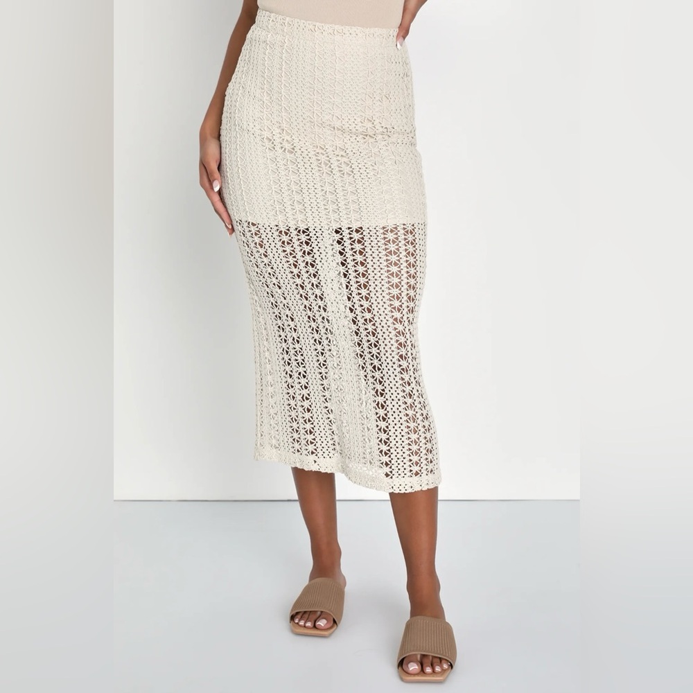 Lulu’s Never-Ending Summer Beige Crochet High-Rise Midi Skirt Medium NWT